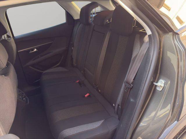PEUGEOT 3008 1.5 BlueHDi 130cv S&S Allure