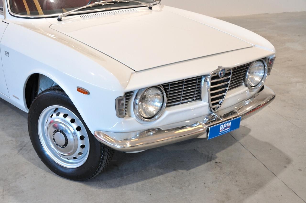 Alfa Romeo GT Giulia Sprint GT 1.6 105.02