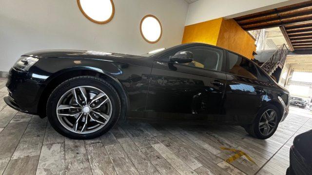 AUDI A4 2.0 TDI 177 CV Advanced
