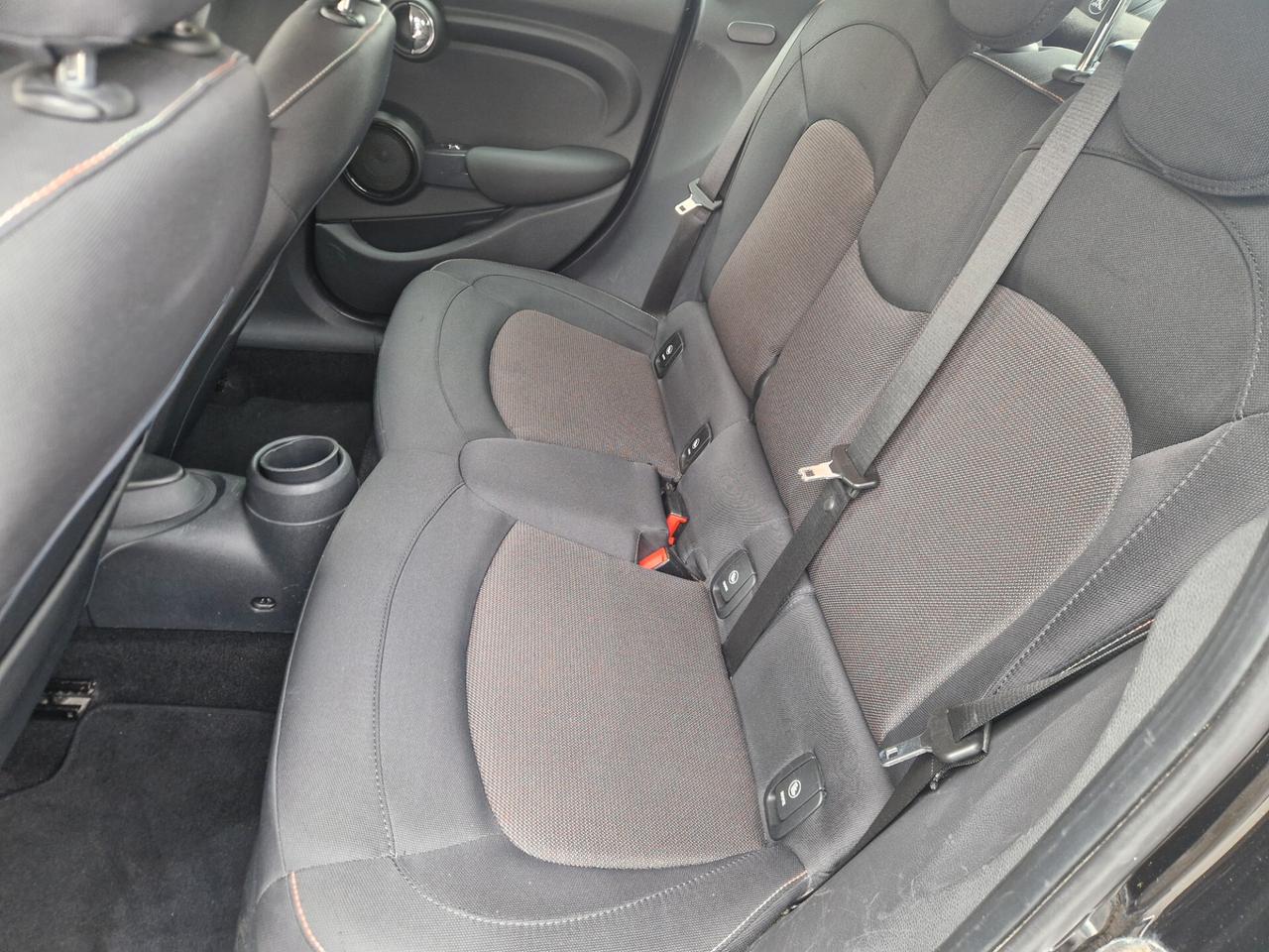 Mini Cooper D 1.5 136cv 5porte *FRIZIONE NUOVA*