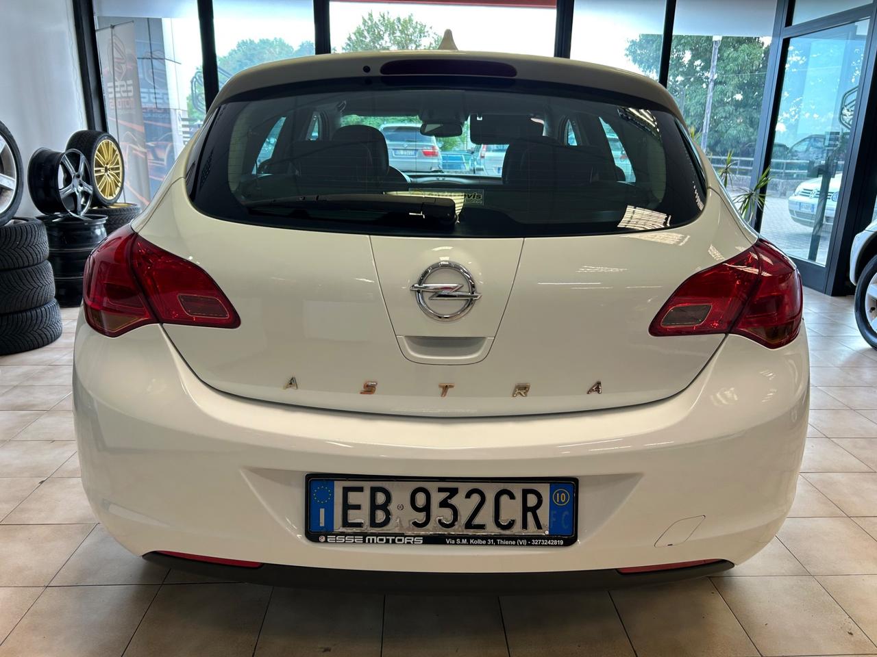 Opel Astra - 2010 1.4 GPL 100cv 174.000 km