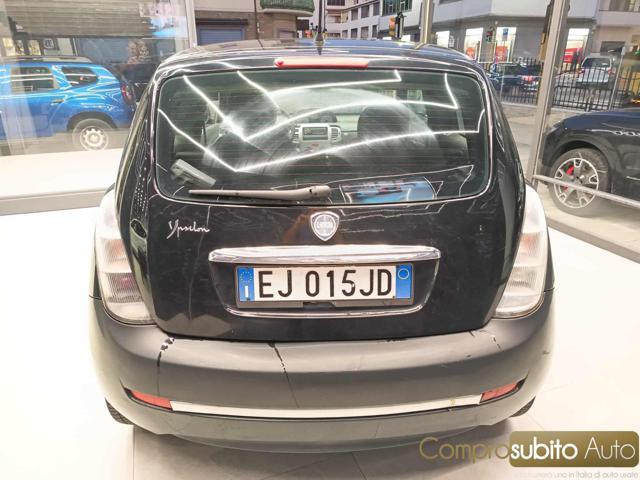 LANCIA Ypsilon 1.2 69 CV Unyca