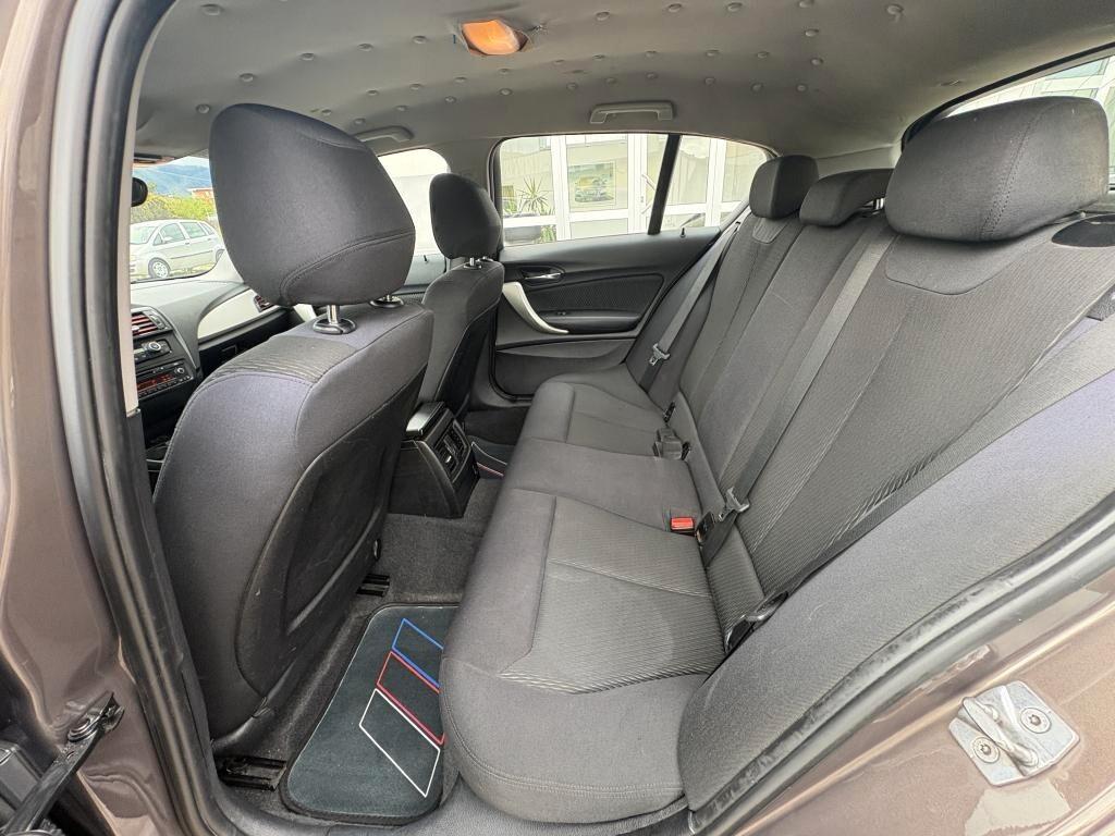 Bmw 118 d 5p. 143cv Unique