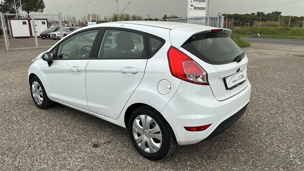 Ford Fiesta 1.5 TDCi 75CV 5 porte Black & White Edition