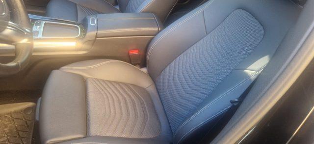 MERCEDES-BENZ GLA 180 Automatic Executive