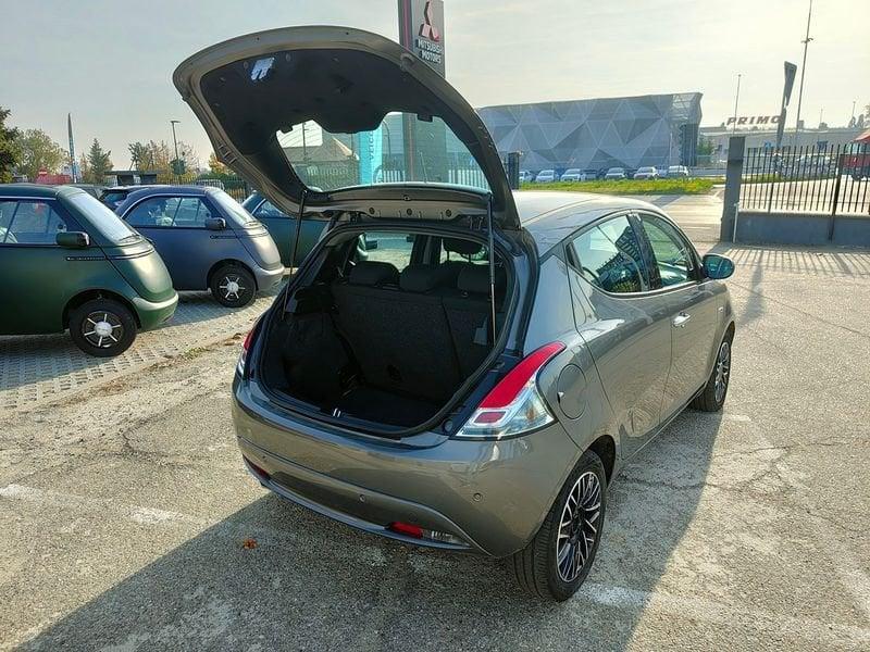 Lancia Ypsilon III 2021 1.0 FireFly Hybrid 70cv Platino S&S