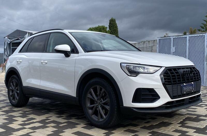 Audi Q3 Business 2.0 TDI 150CV S-Tronic 35