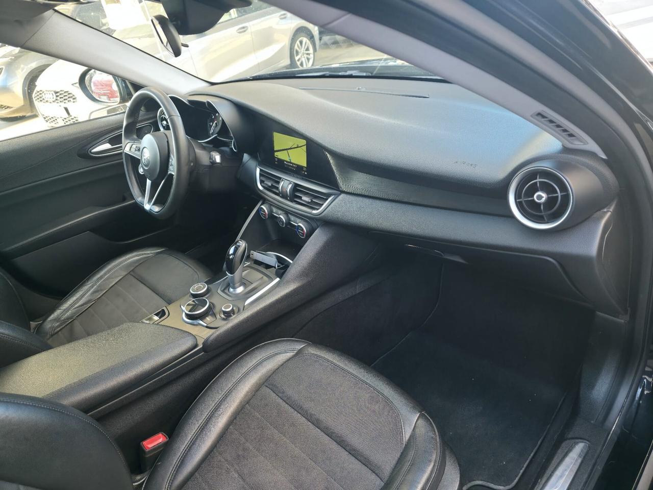 Alfa Romeo Giulia 2.2 Turbodiesel 150 CV Super