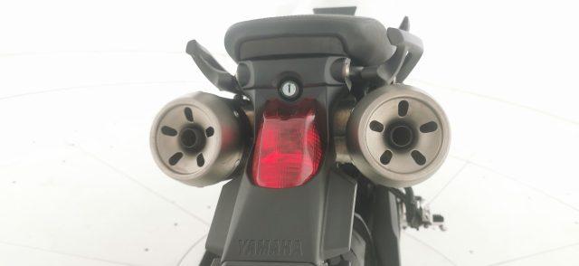 YAMAHA MT-03 MT-03