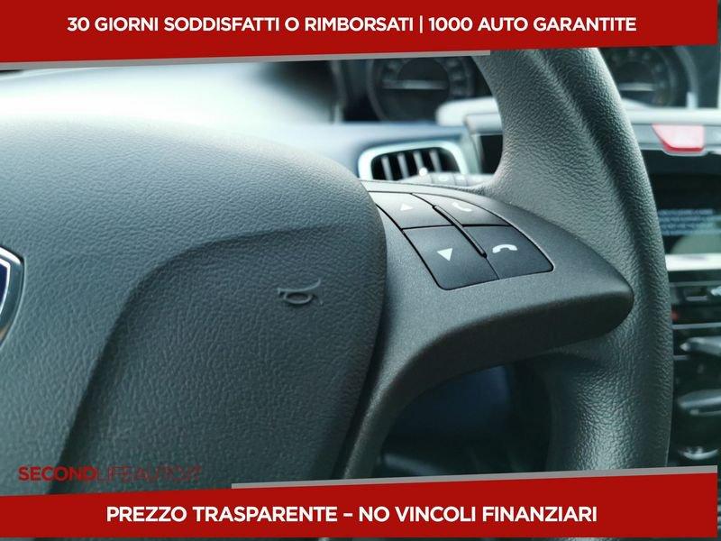 Lancia Ypsilon 1.0 firefly hybrid Oro s&s 70cv