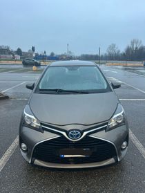 TOYOTA Yaris 1.5 Hybrid 5 porte Business