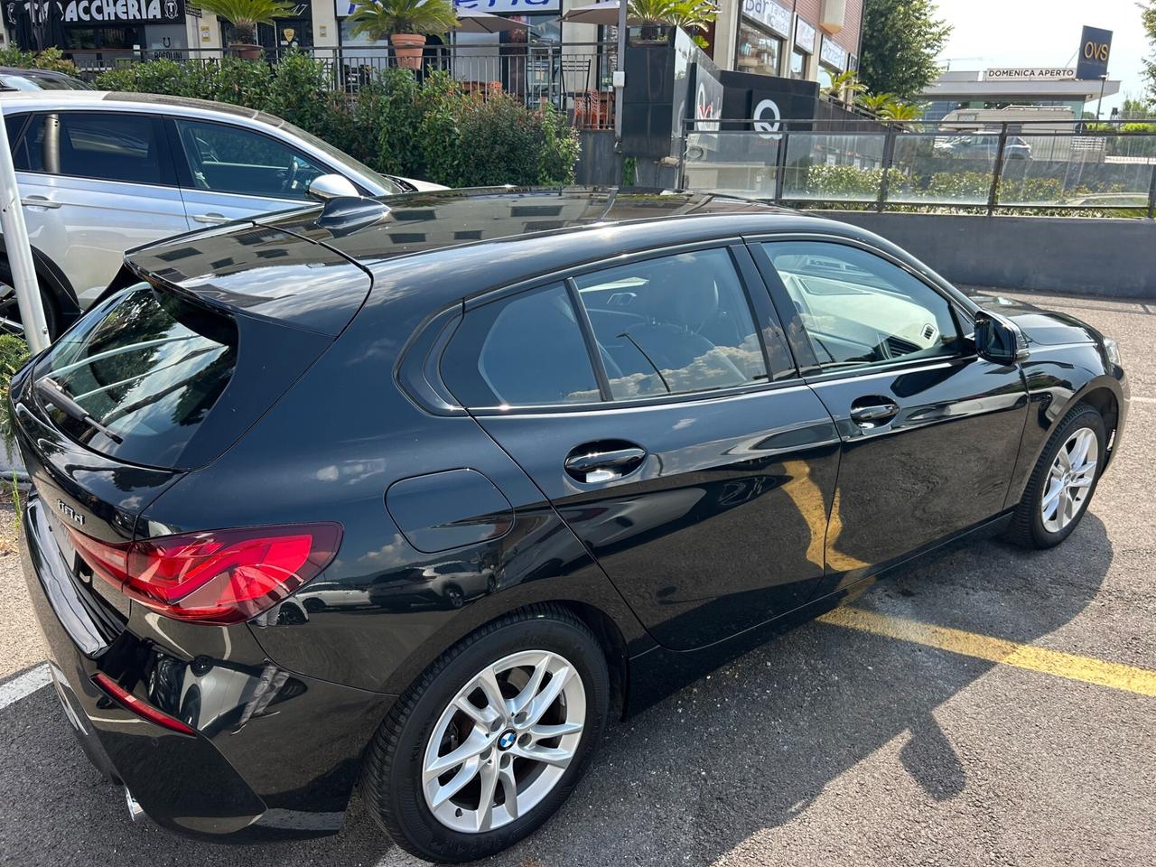 Bmw 118 118d 5p. Luxury