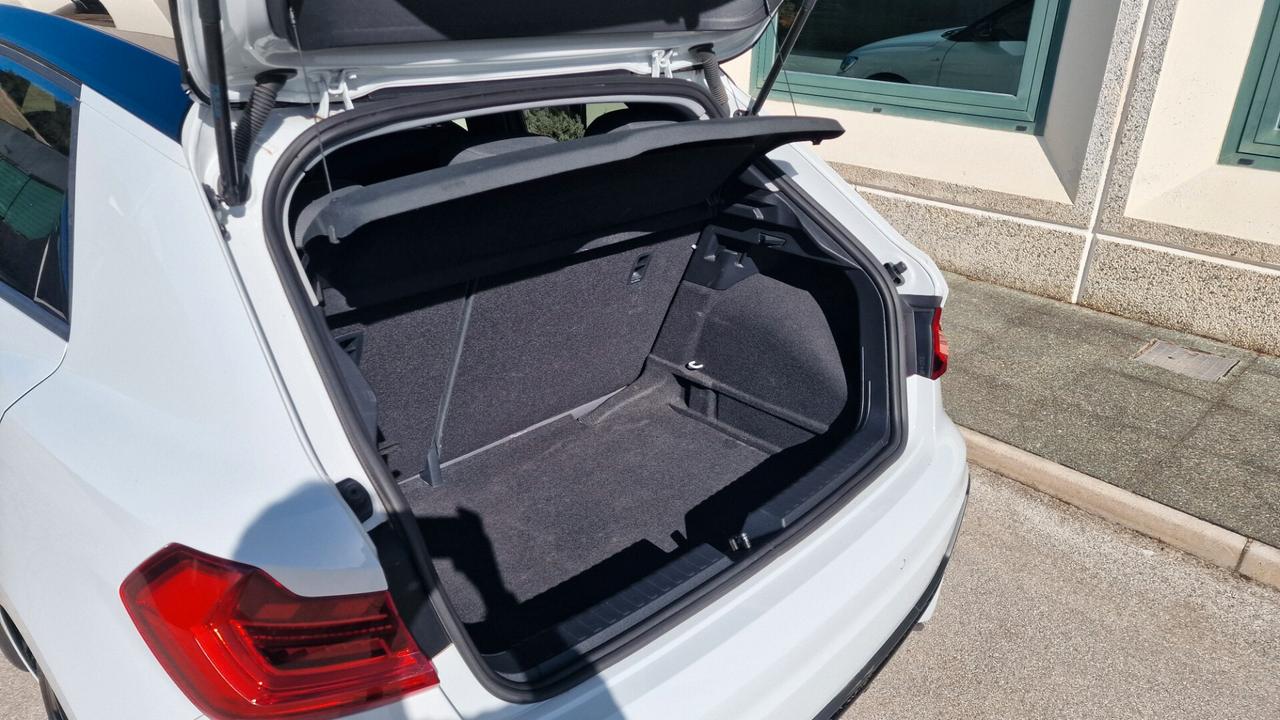 Audi A1 1.0 TFSI S-TRONIC S-LINE 116CV