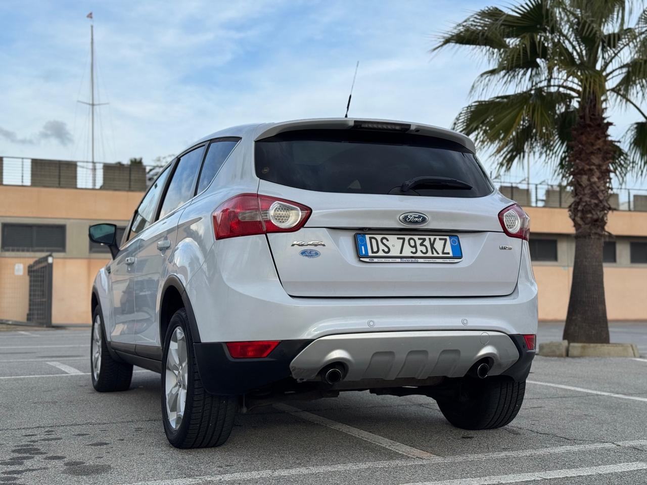 FORD KUGA 2.0TDCI 4WD TITANIUM 1 PRO 12 MESI DI GARANZIA