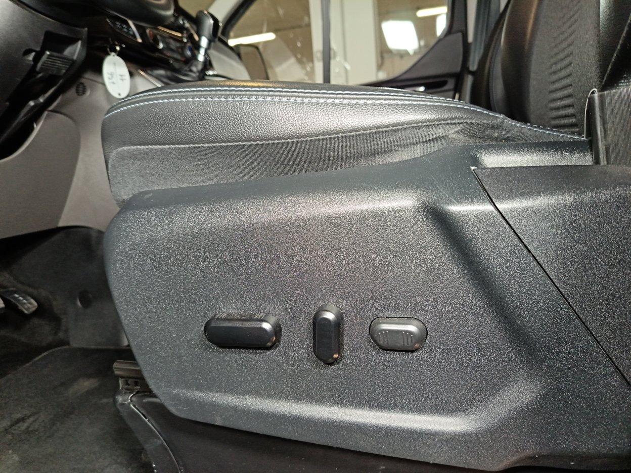 FORD Tourneo Custom 1ª s - Tourneo Custom 320 2.0 EcoBlue 150CV MHEV PC Active