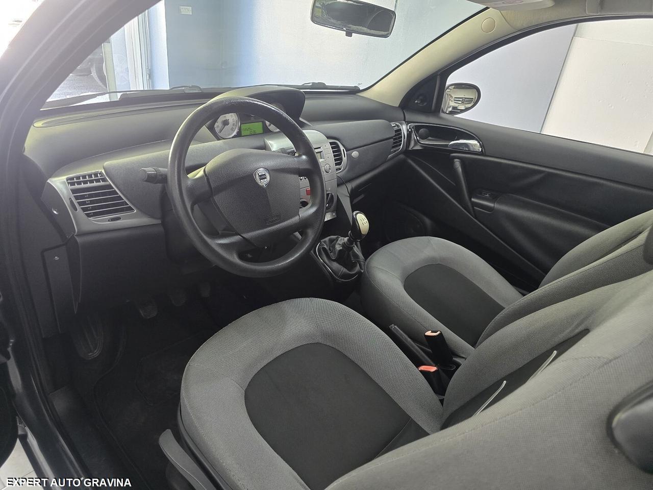 LANCIA YPSILON 1.2 BENZINA ORO 2006