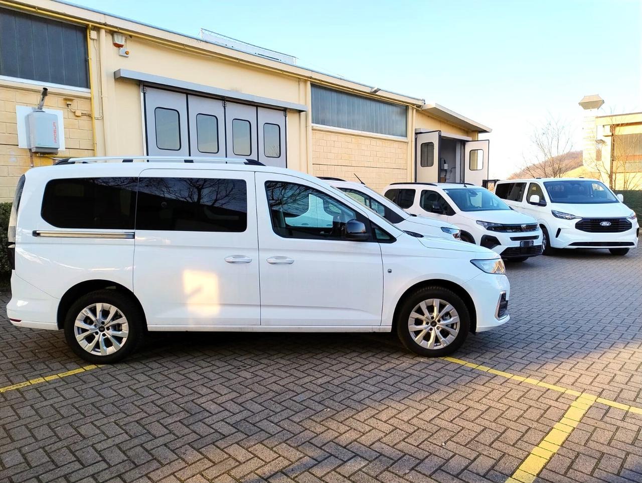 TRASPORTO DISABILI USO TAXI SERVIZIO SOCIO SANITARIO