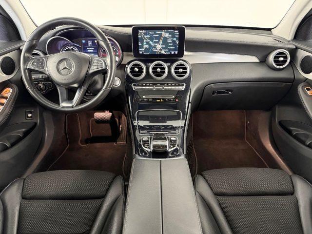MERCEDES-BENZ GLC 250 d 4Matic Coupé Premium AMG