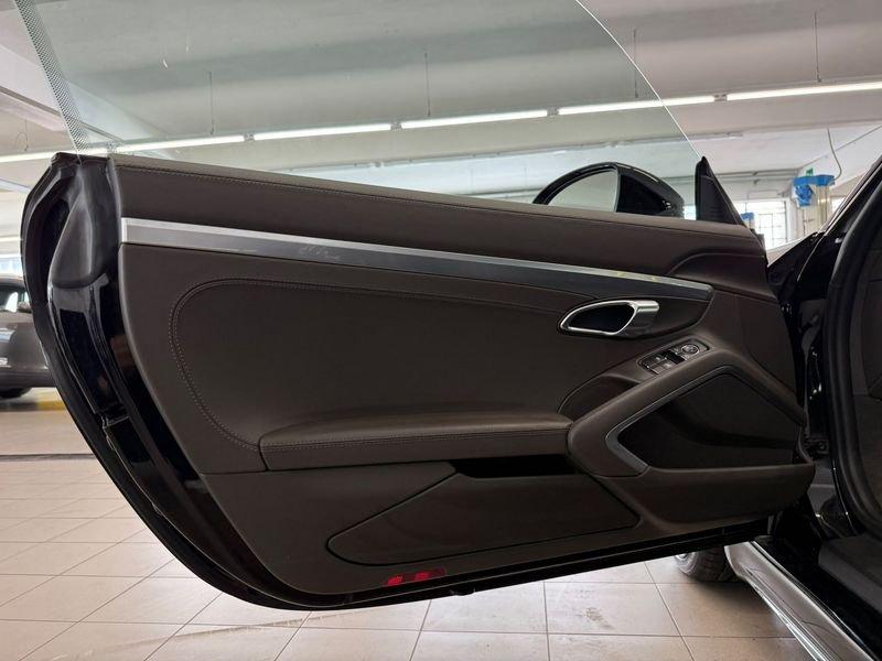 Porsche 718 Cayman