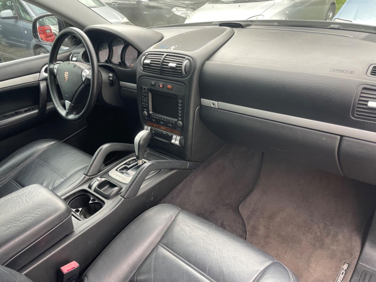 Porsche Cayenne 3.2 V6 cat GPL