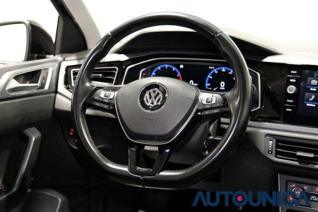 VOLKSWAGEN Polo 1.0 TSI DSG 5 PORTE R-LINE