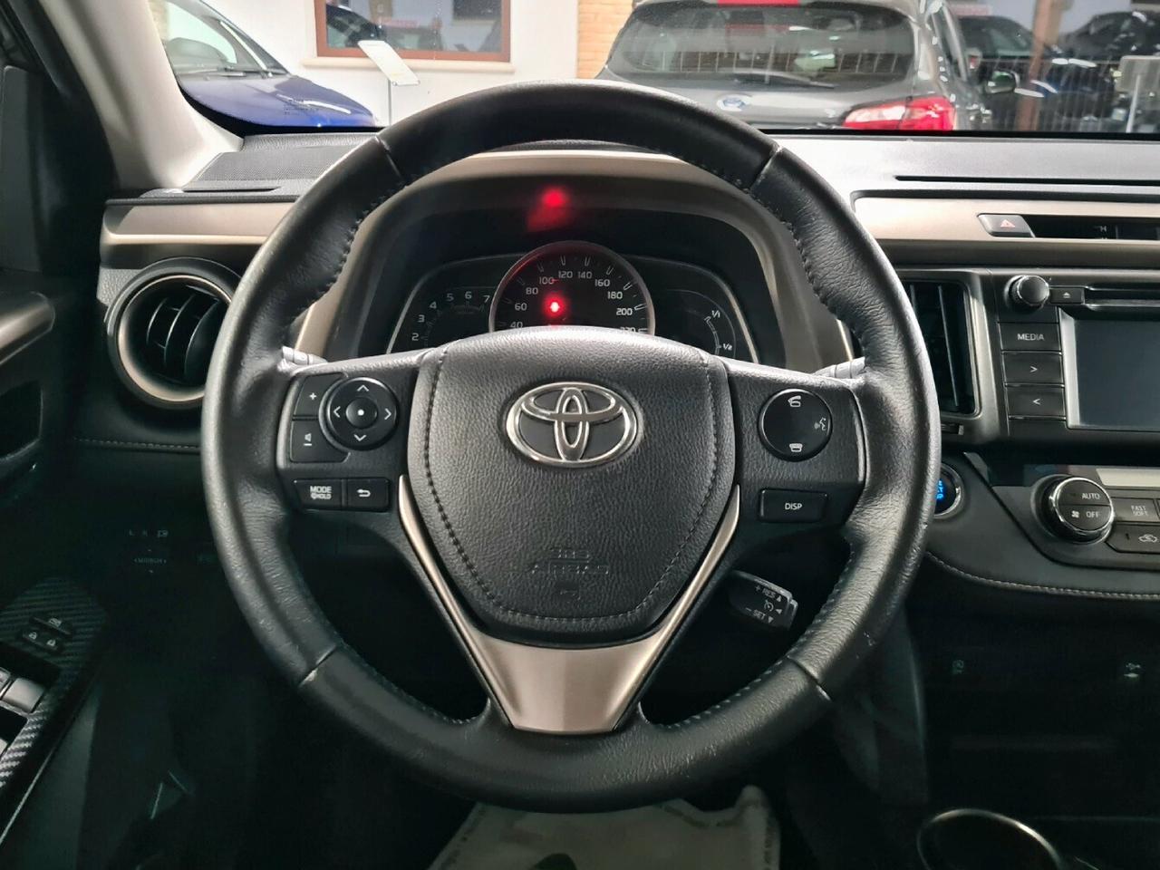 Toyota RAV 4 RAV4 2.0 D-4D 2WD Active