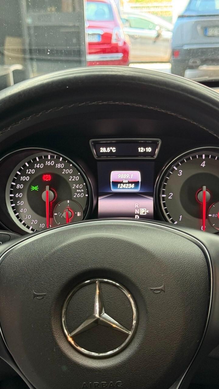 Mercedes-benz CLA 220 d S.W. Automatic Sport