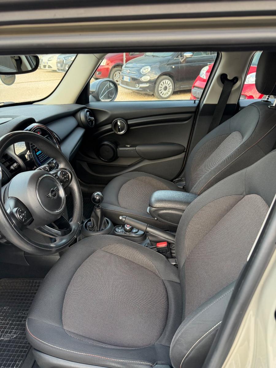 MINI - Mini - Cooper D Hype 5 porte