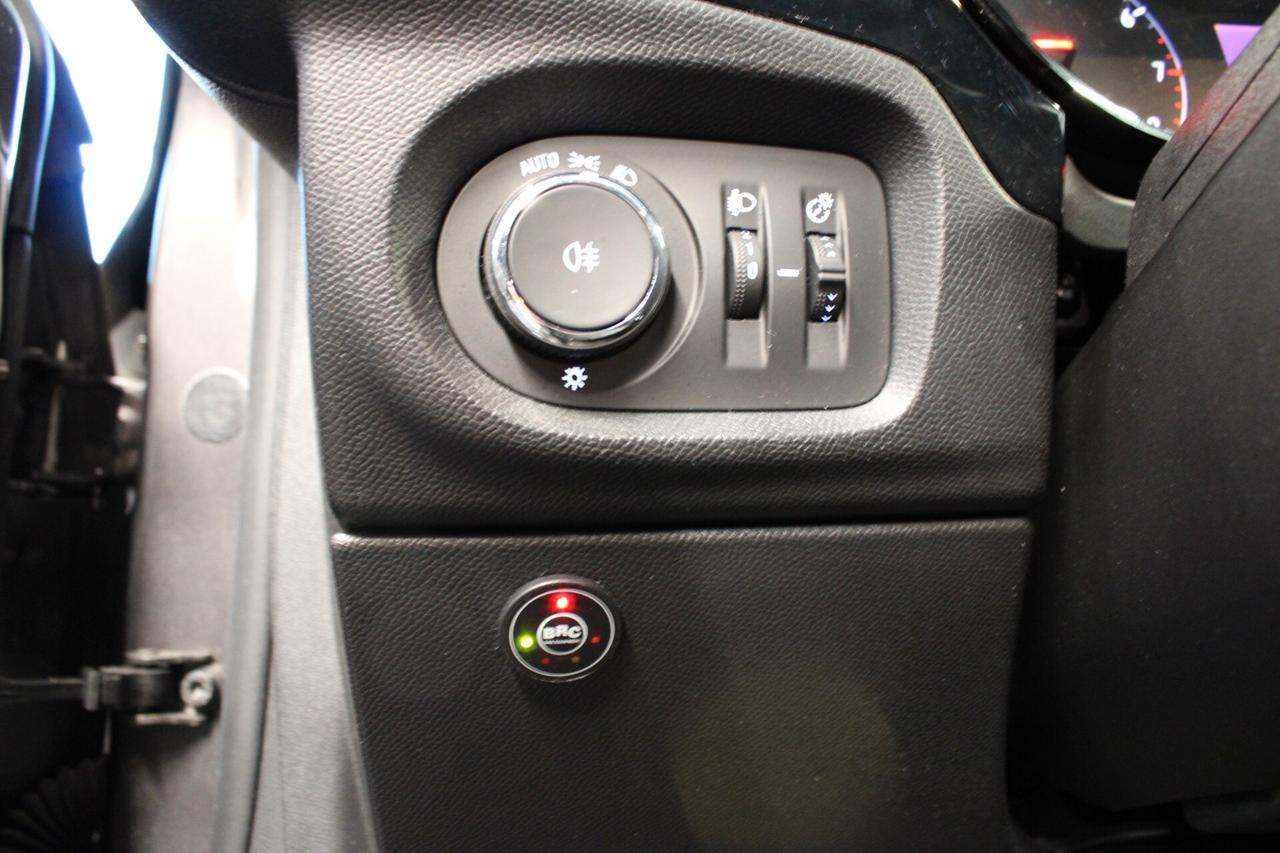 Opel Corsa 1.2 Elegance