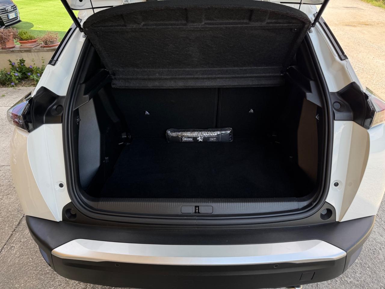 Peugeot 2008 BlueHDi 110 S&S Allure Pack