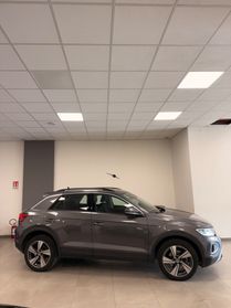 Volkswagen T-Roc 2.0 TDI SCR 150 CV DSG R-Line