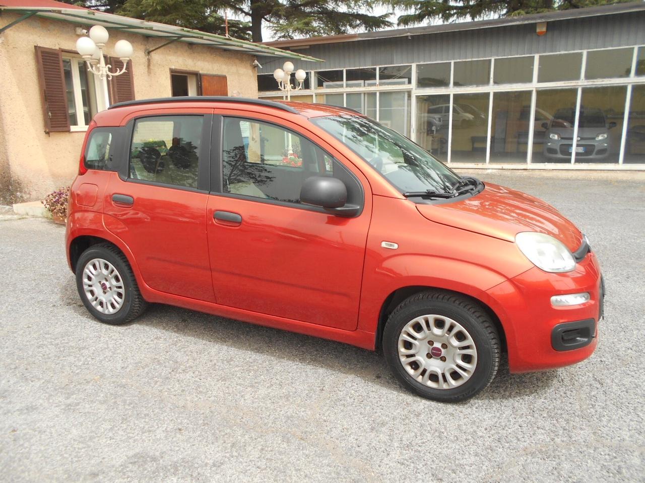 Fiat Panda 1.2 Lounge 5 POSTI NEOPATENTATI