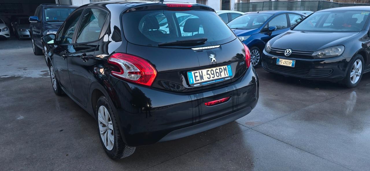 Peugeot 208 1.4 HDi 68 CV 5 porte Access