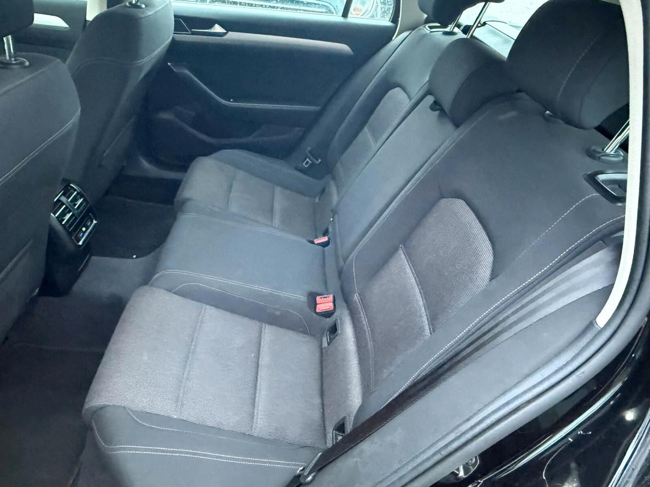 Volkswagen Passat Variant 1.6 TDI Business BlueMotion Technology