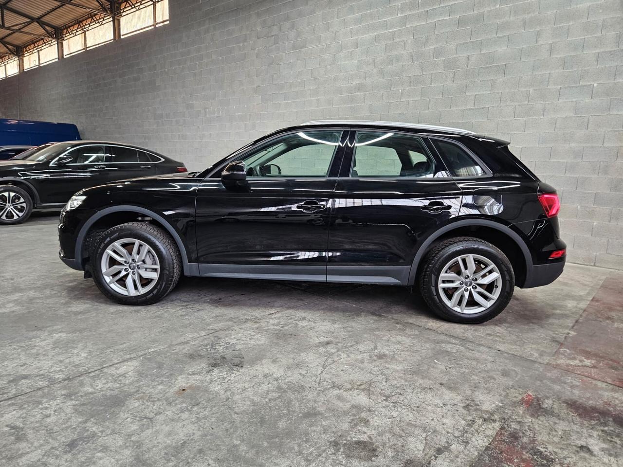 Audi Q5 50 2.0 tfsi e Business quattro 299cv s-tronic