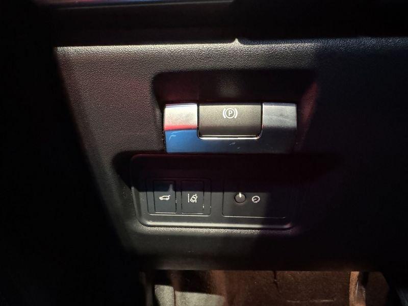 Jaguar E-Pace 2.0D i4 180cv R-DYNAMIC AUTO AWD