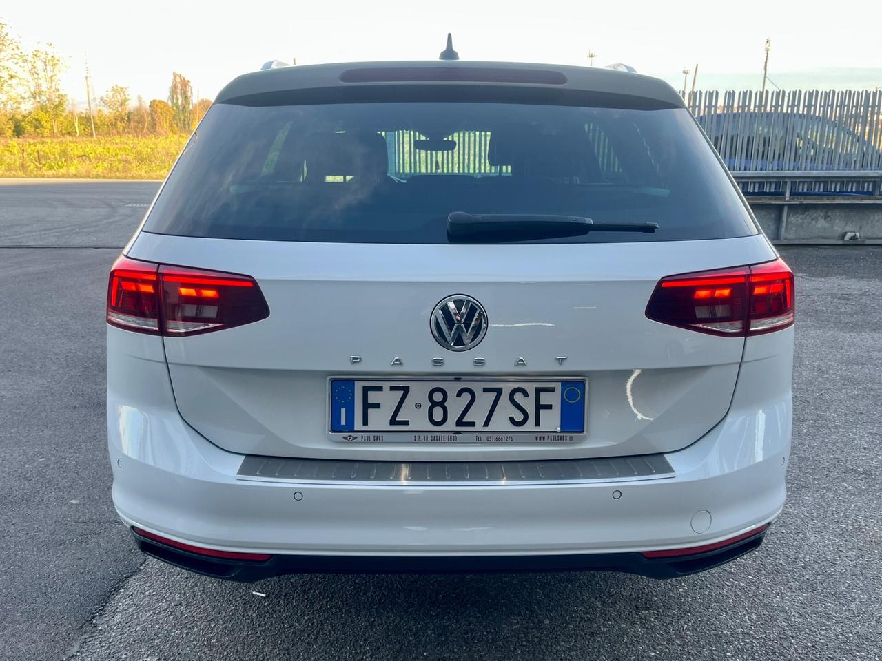 Volkswagen Passat Variant 1.6 TDI DSG Euro 6D-Temp