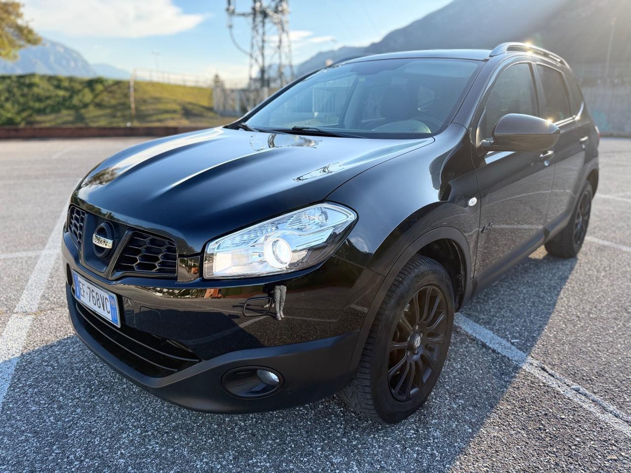 Nissan Qashqai Qashqai+2 2.0 dCi DPF n-tec