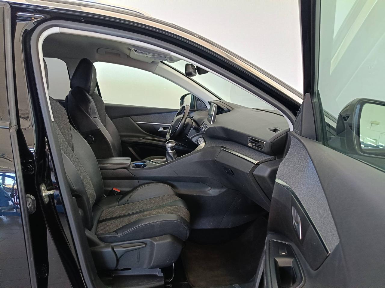 PEUGEOT 5008 II 2016 - 5008 1.5 bluehdi Allure s&s 130cv 7p.ti