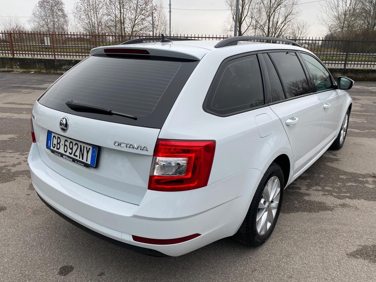 Skoda Octavia 1.6 TDI SCR 115 CV Wagon Executive