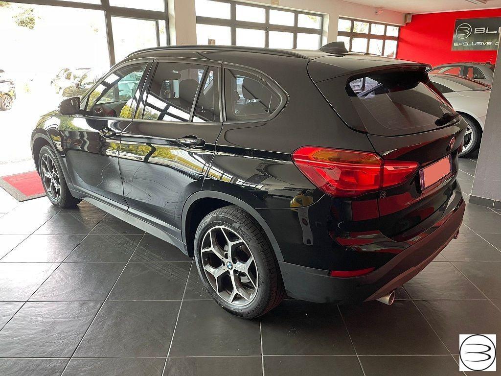 BMW - X1