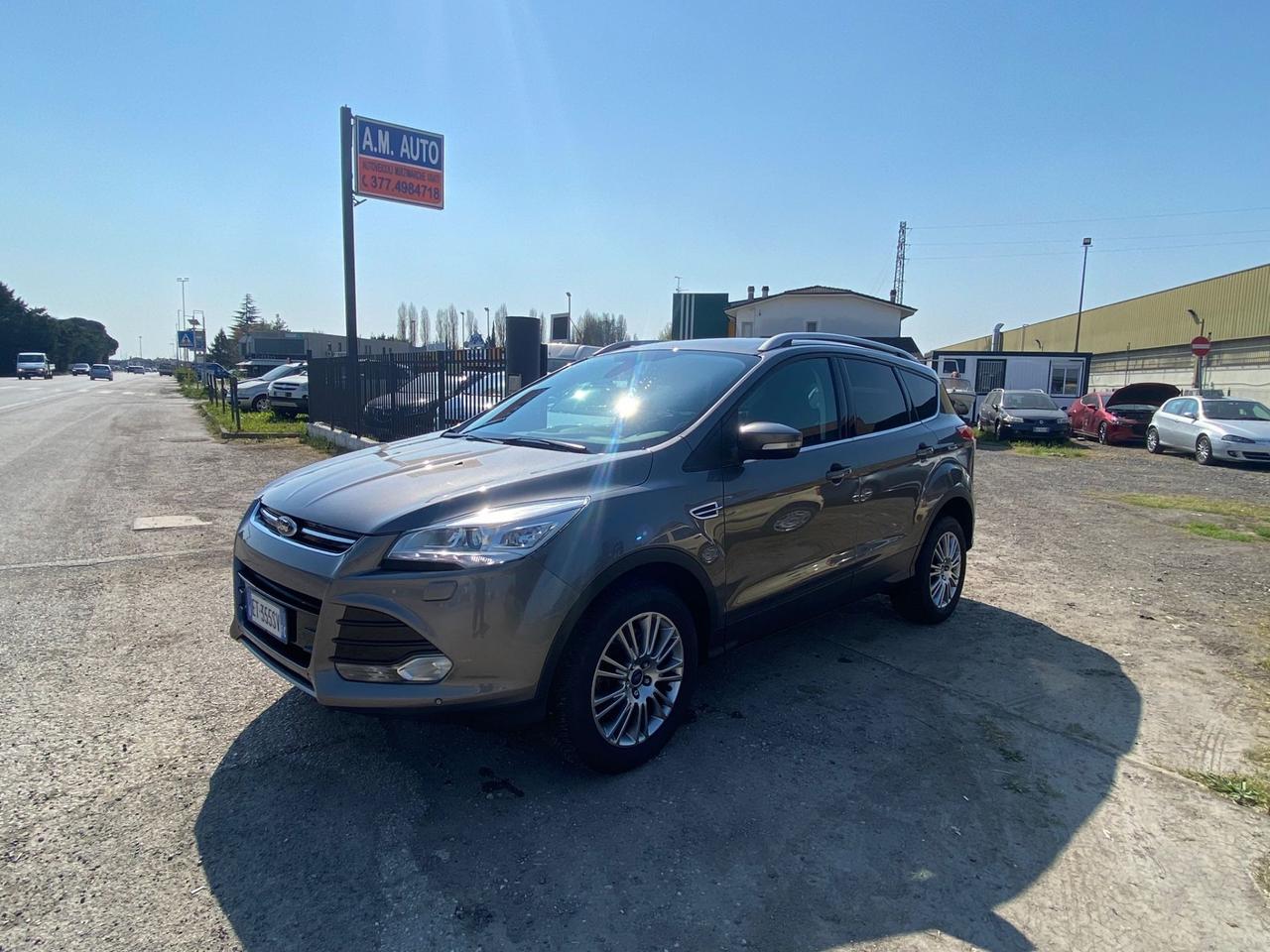 Ford Kuga 2.0 TDCI 140 CV 4WD Powershift Business
