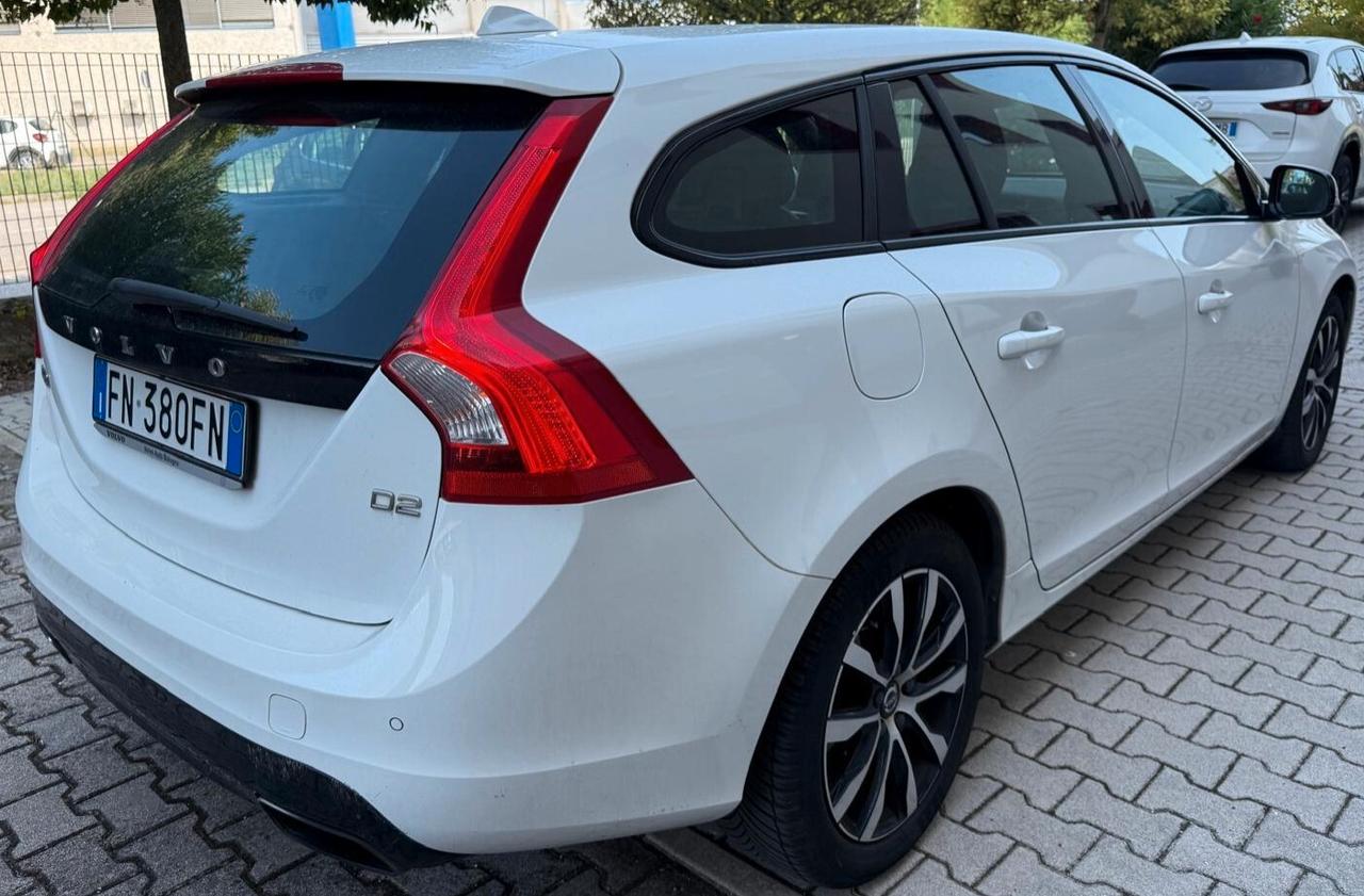 Volvo V60 D2 Geartronic Business N1