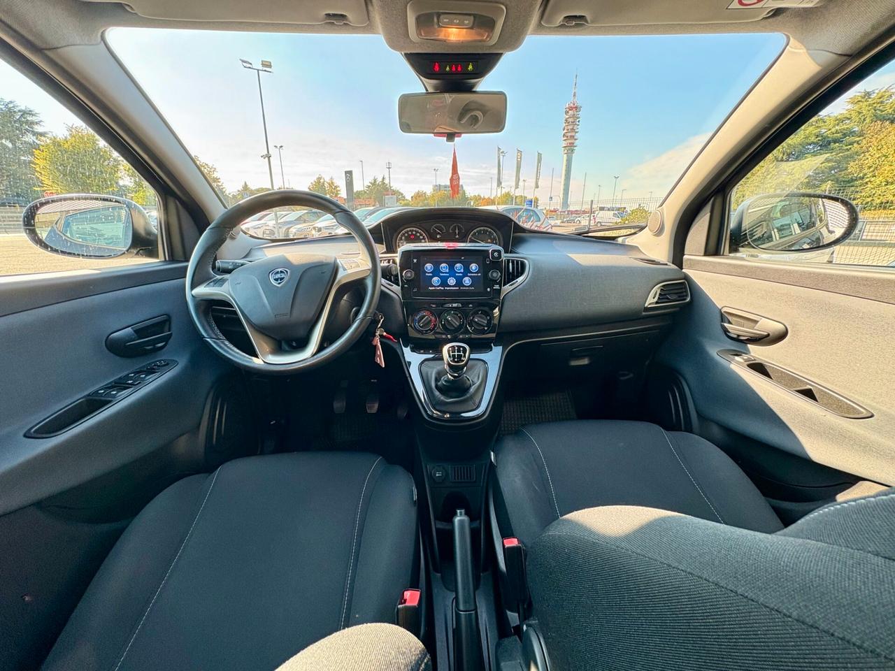 Lancia Ypsilon 1.2 69 CV 5 porte GPL Gold