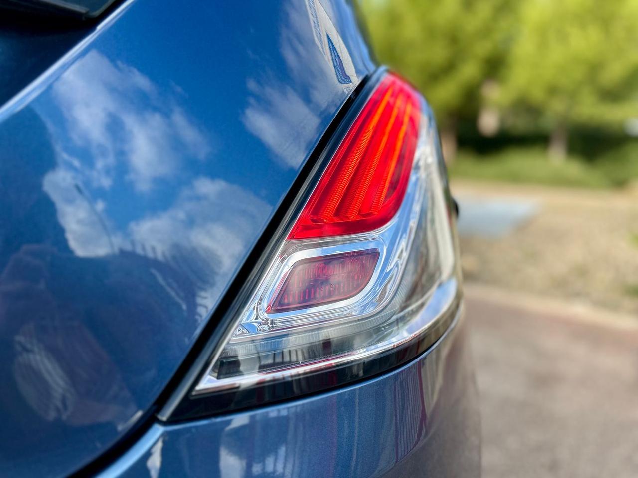 Lancia Ypsilon 1.2 LPG Silver