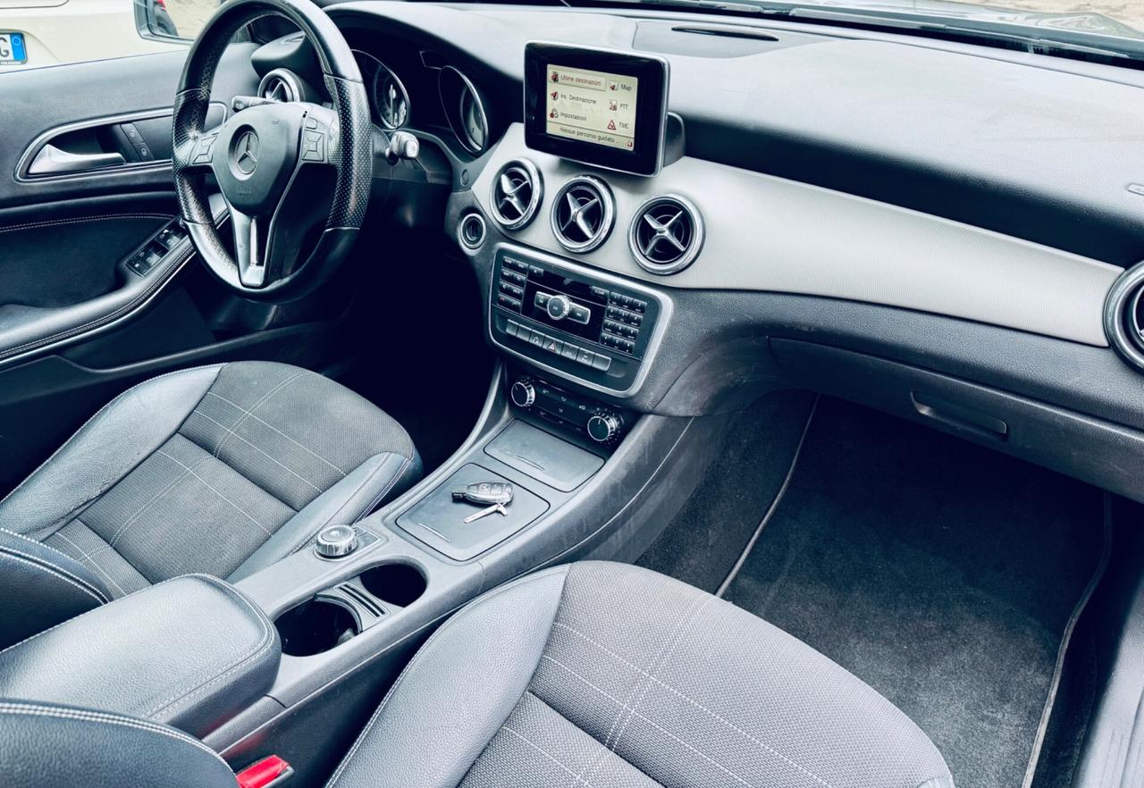 Mercedes-benz GLA 220 CDI Automatic Premium