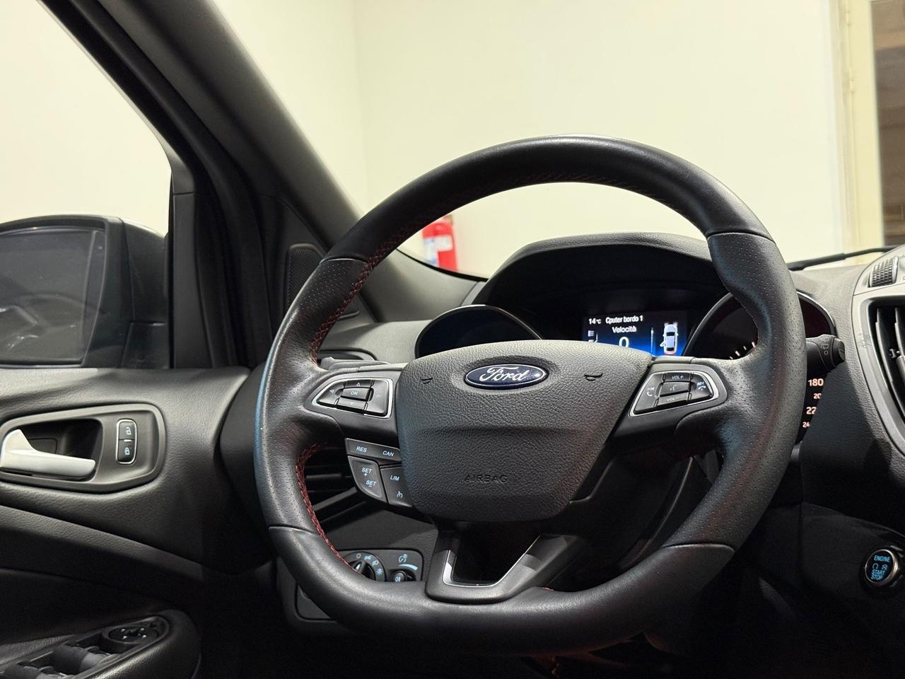 Ford Kuga 1.5 TDCI 120 CV ST-Line