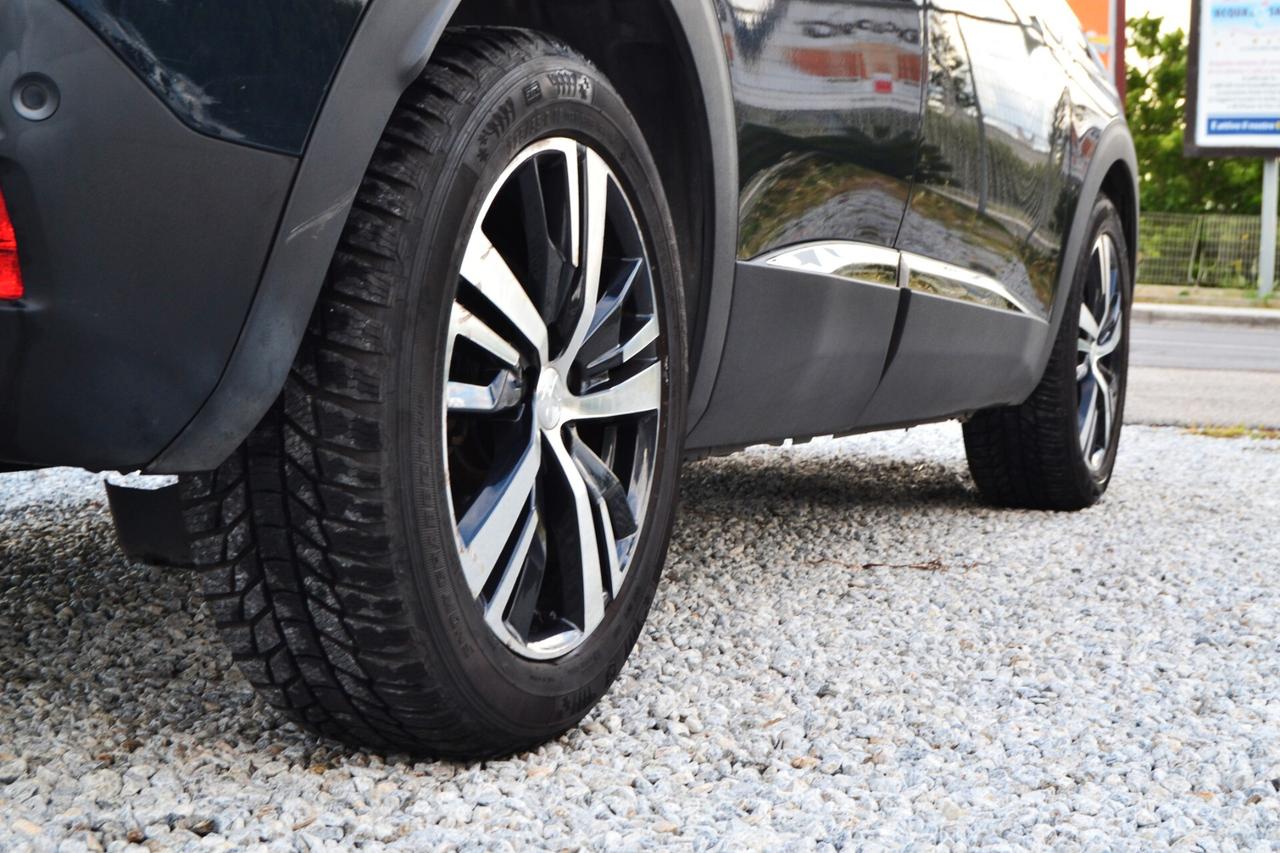 Peugeot 3008 BlueHDi 130 S&S EAT8 Allure
