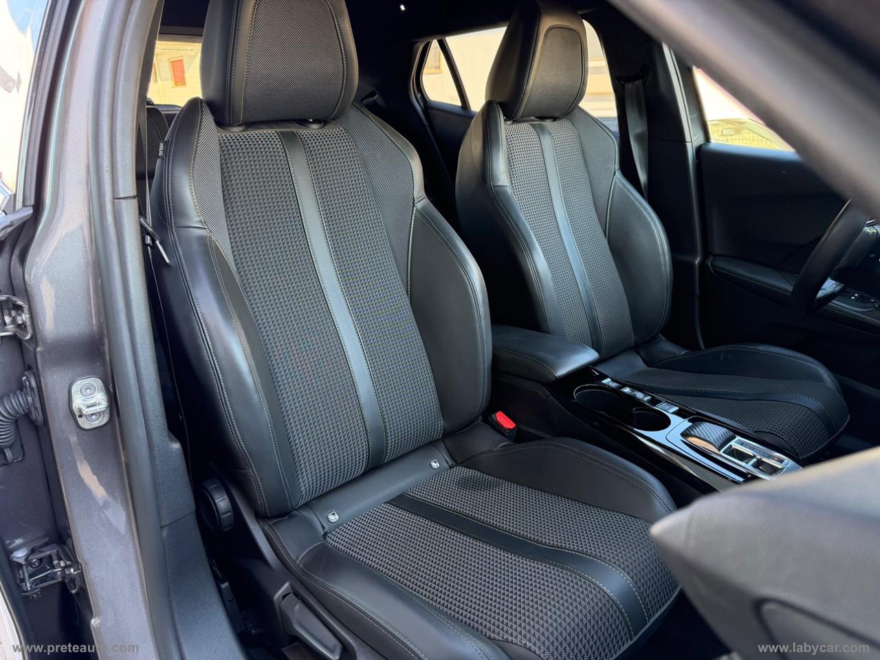 PEUGEOT 2008 BlueHDi 130 S&S EAT8 GT Pack