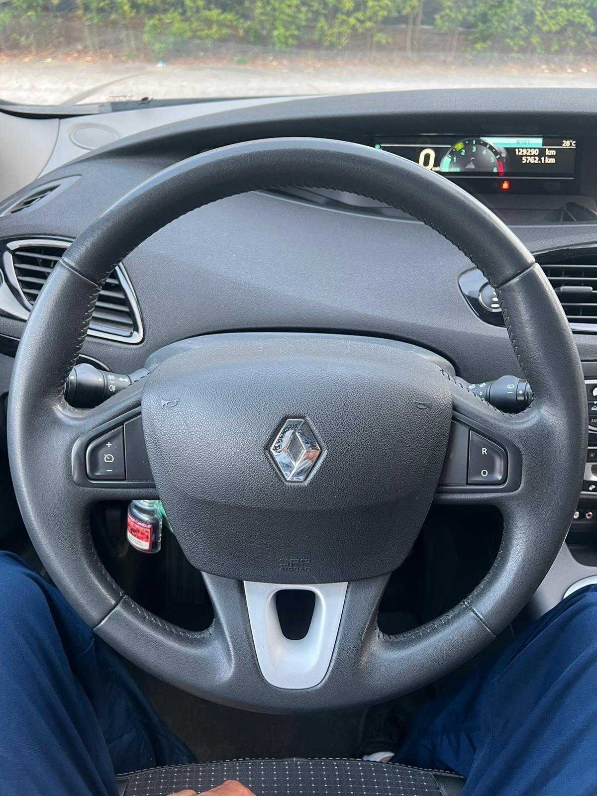 Renault Scenic Scénic X-Mod 1.5 dCi 110CV EDC Dynamique